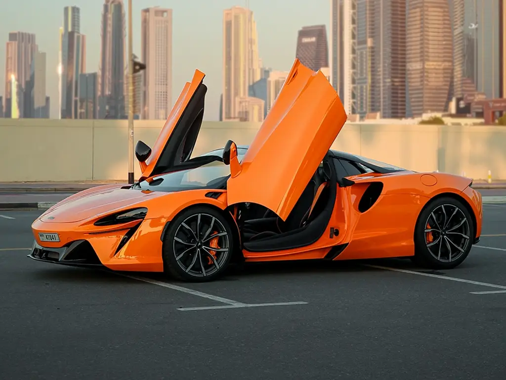 Common Mistakes to Avoid When Renting a Supercar in Dubai