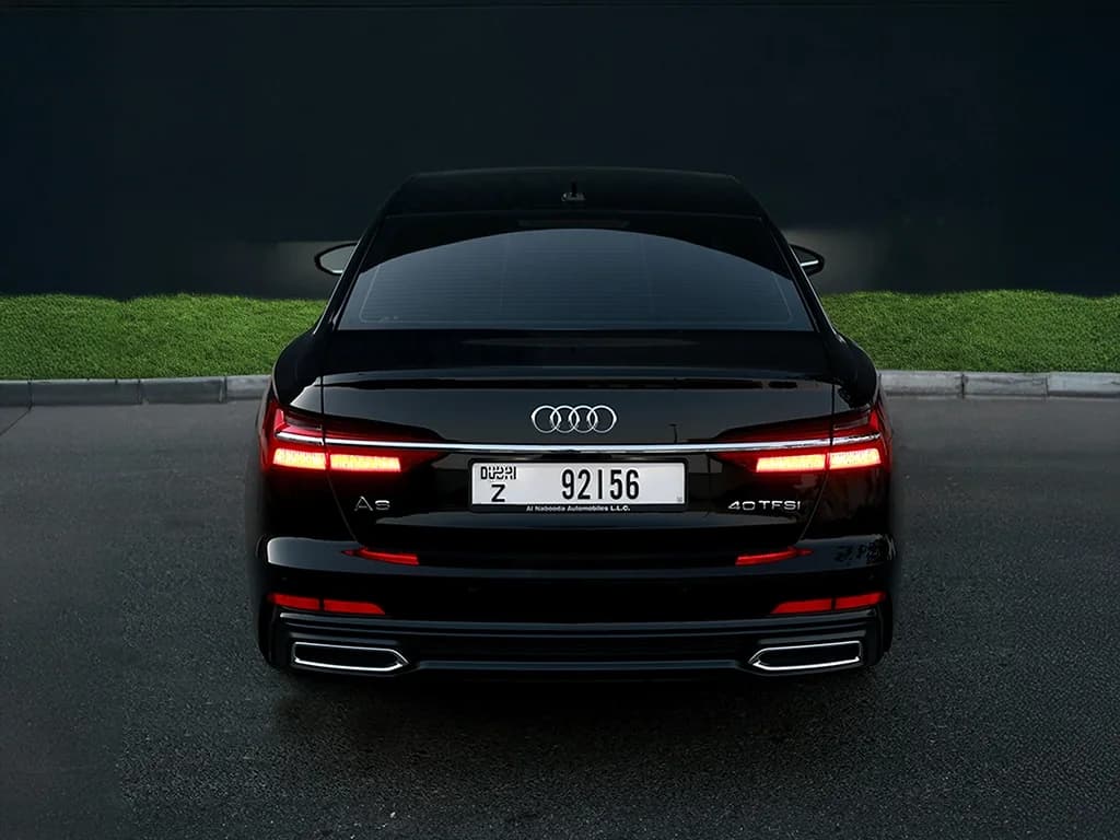 Audi A6 view 4