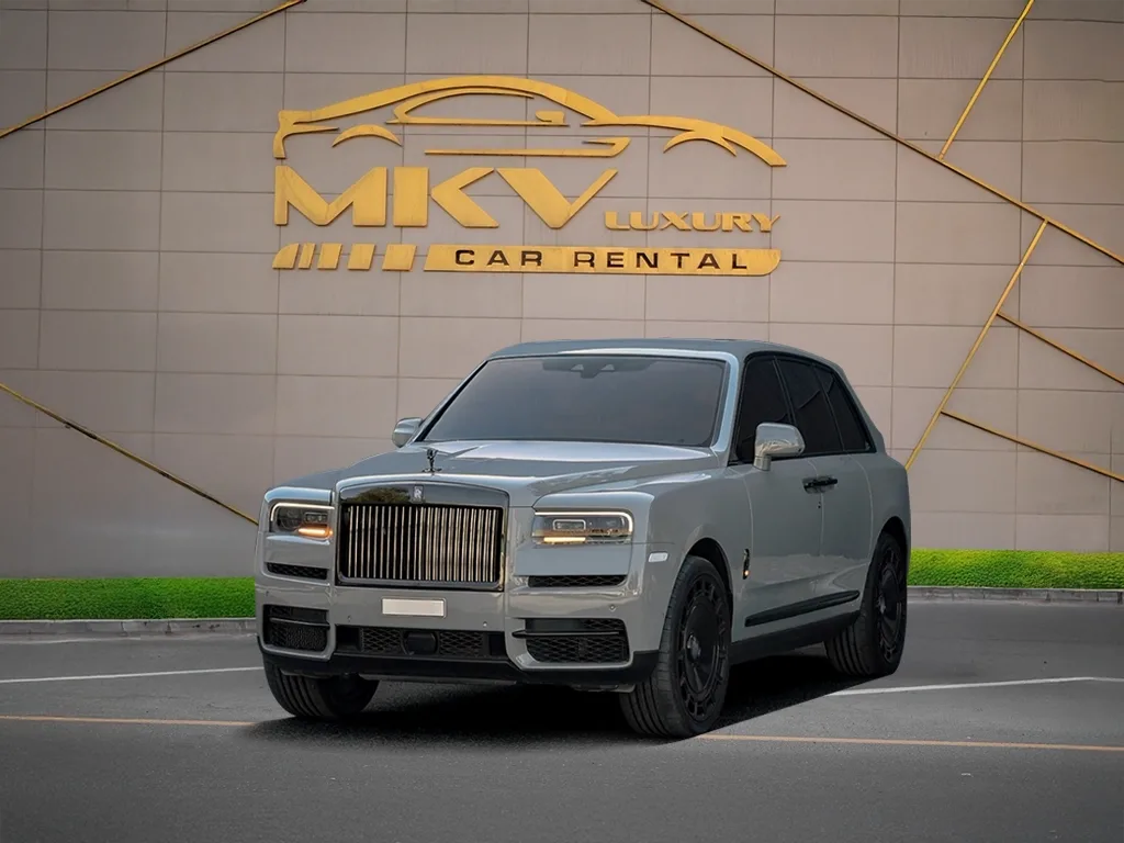 Rolls Royce Cullinan Black Badge main view