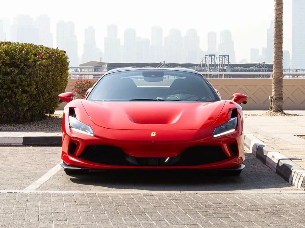 Ferrari F8 Spider view 3