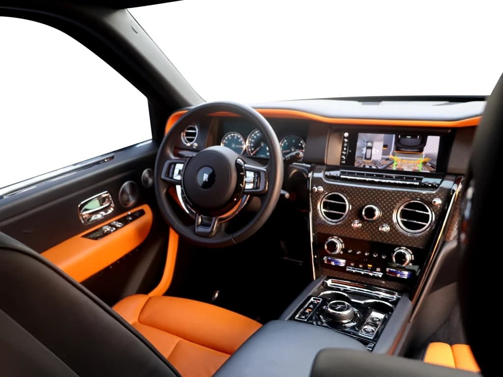 Rolls Royce Cullinan Black Badge Black view 5